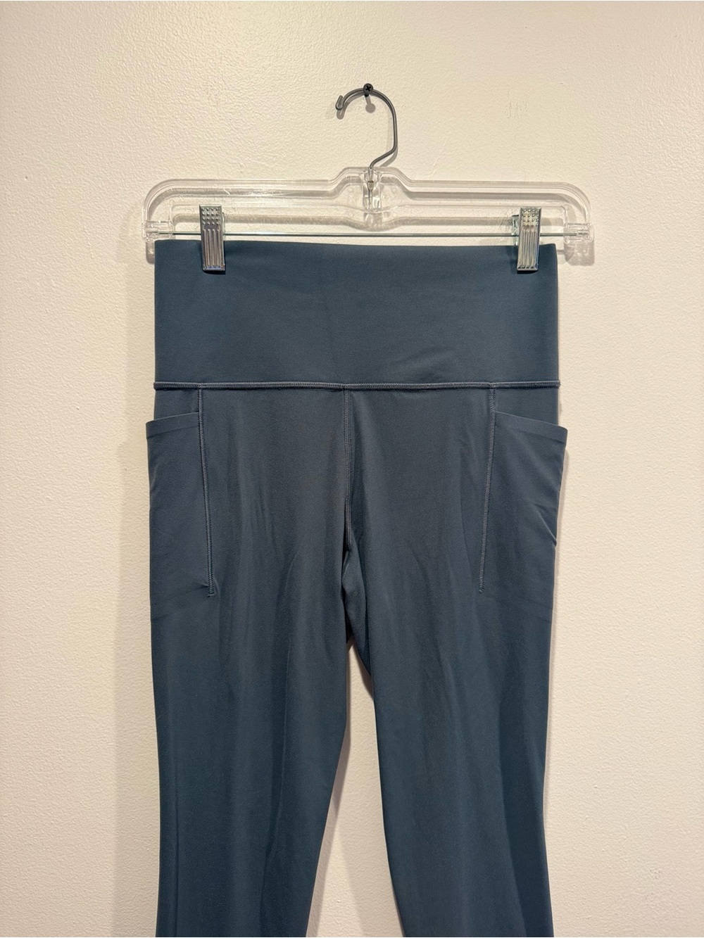 Athleta Salutation Stash High Rise 7/8 Legging - Picture 3 of 7